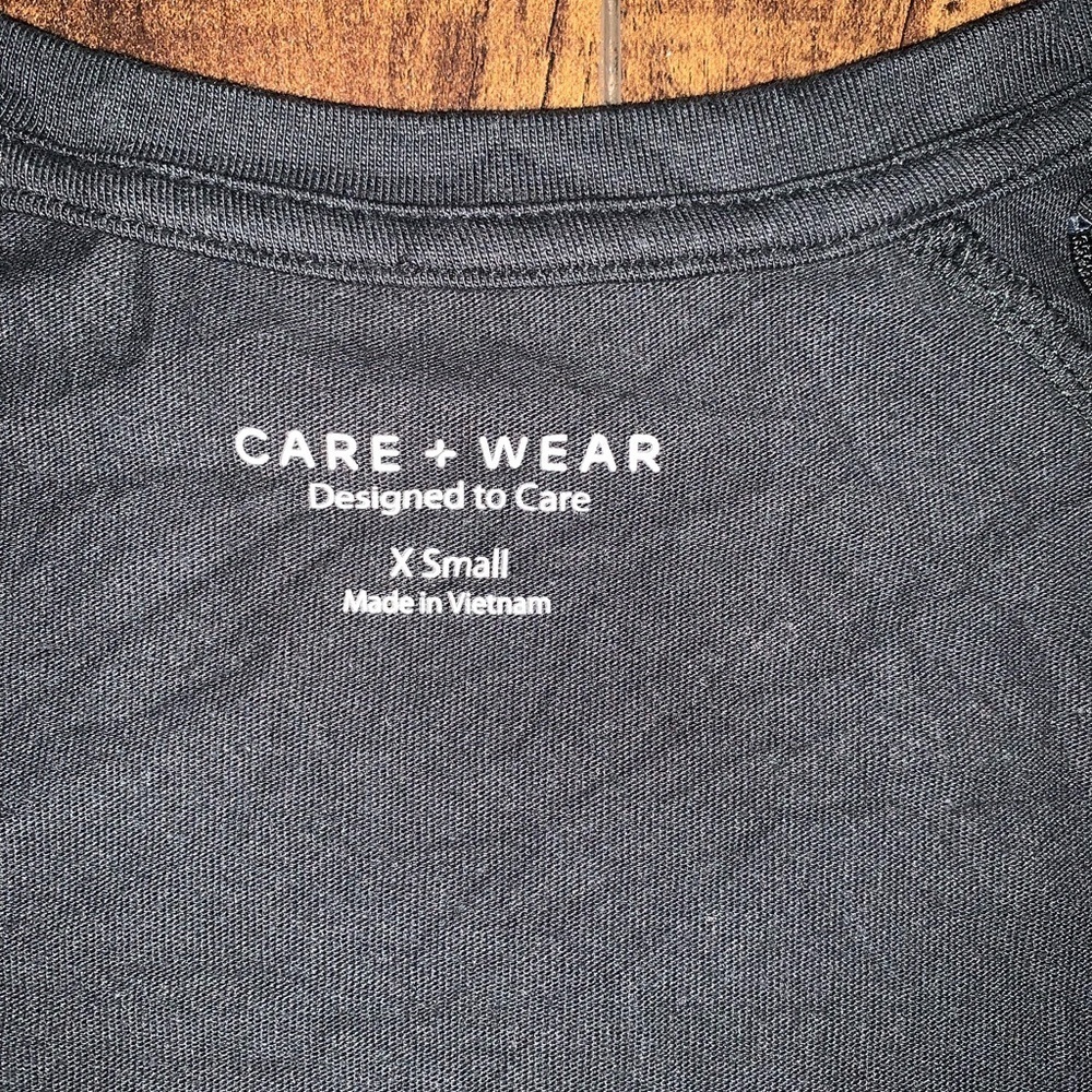 CHEST ACCESS (PORT-A-CATH) SHIRT - Picture 3 of 5